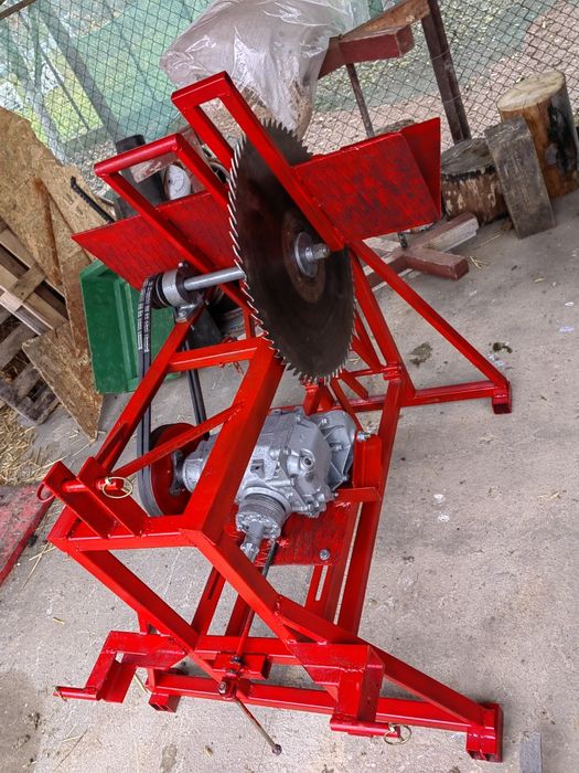 Circular dupa tractor