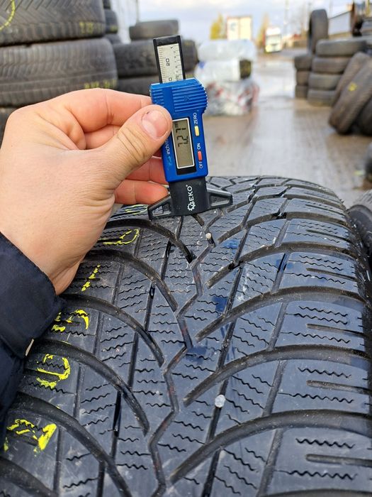 Anvelope de iarna 205-60r16 Lassa