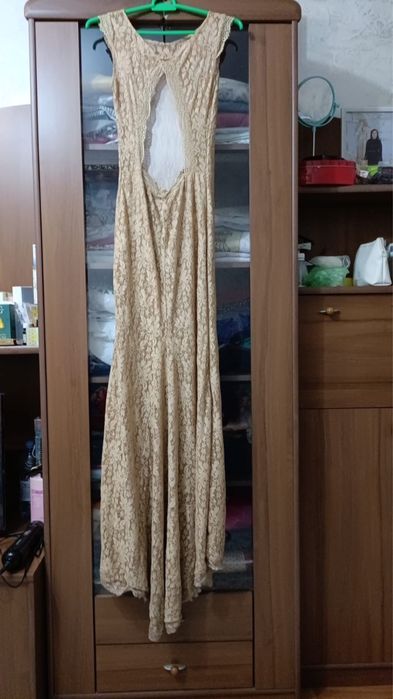 Продажа платья вечерний