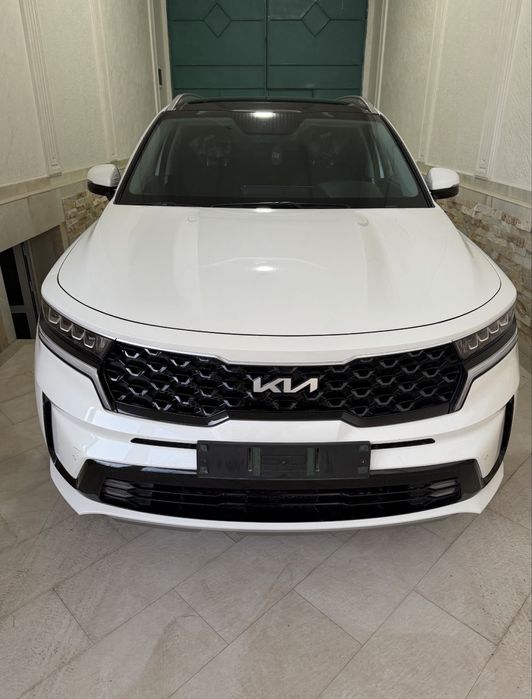 KIA Sorento 7 kishilik 2.5L atmosferniy 2023 yil