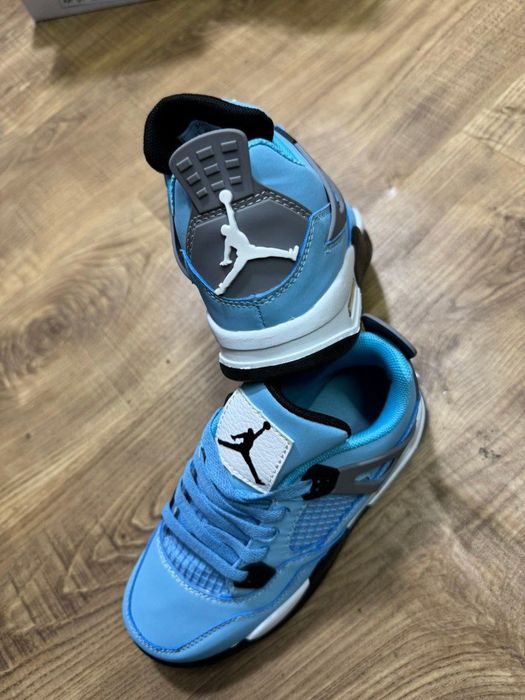 Adidași copii Jordan