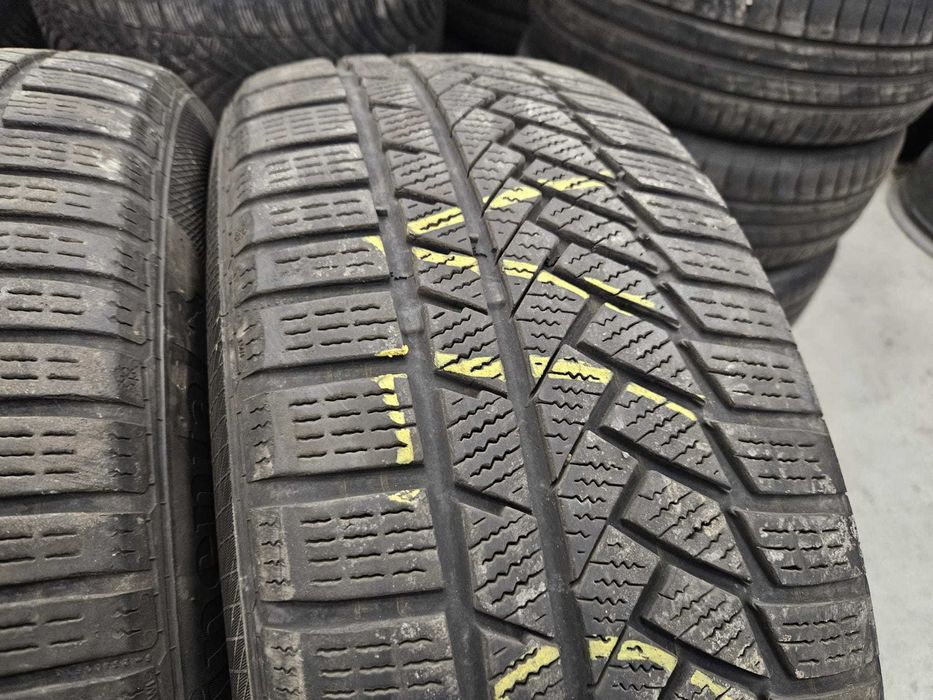 4 Anvelope IARNA 235.50.17 'Continental' ; stare foarte buna