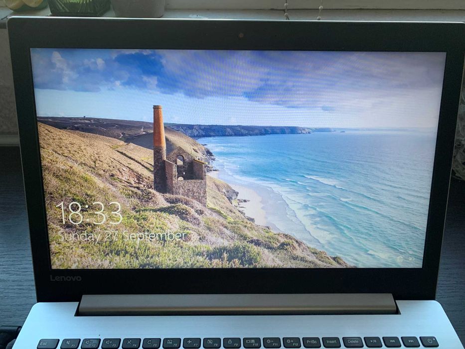 Lenovo ideaPad 320 intel i5 GeForce 2GB