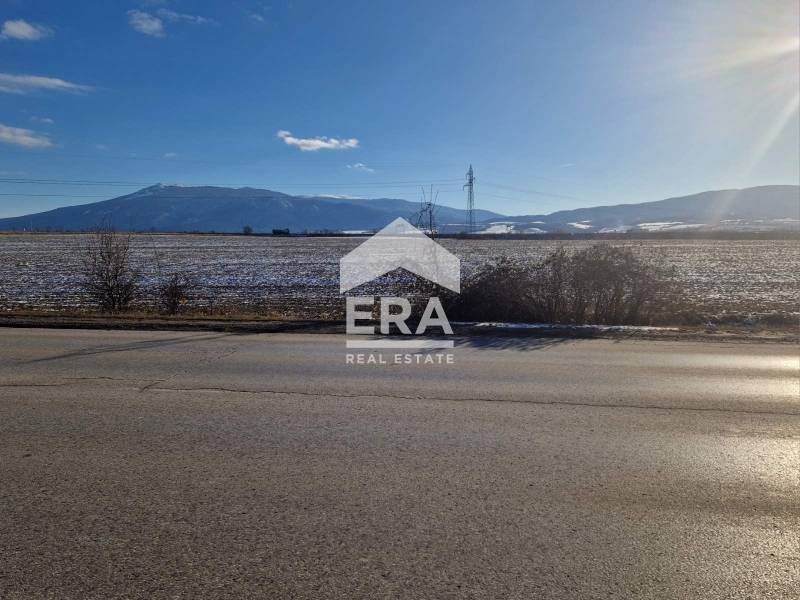 Ера Тера продава парцел до Околовръстен път!