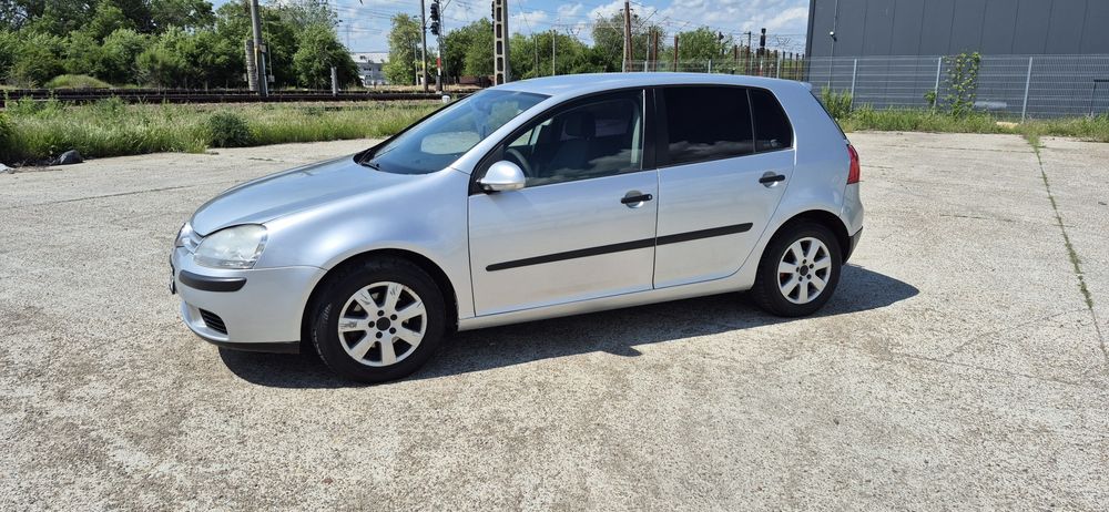 Vând vw golf 5 1.9tdi