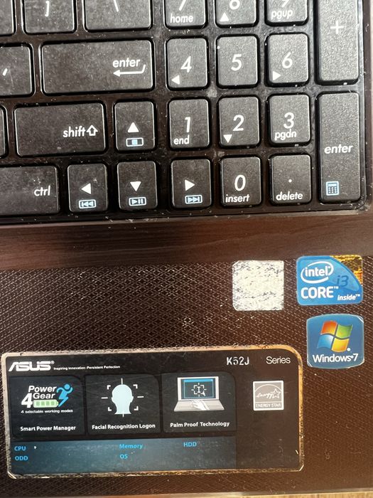 Laptop Asus K52j i3 pentru piese, ecran 17”
