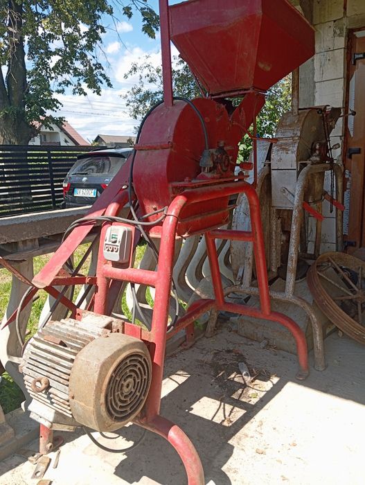 Moară pentru cereale pe curent