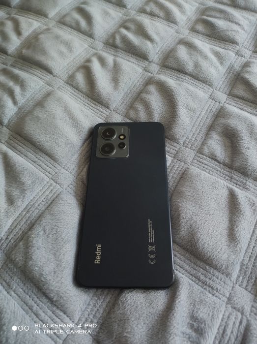 Продам смартфон Xiaomi Redmi note 12