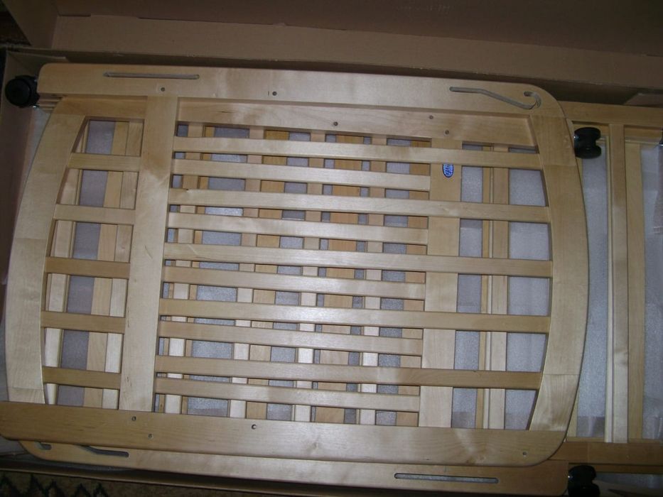 Детская кроватка манеж