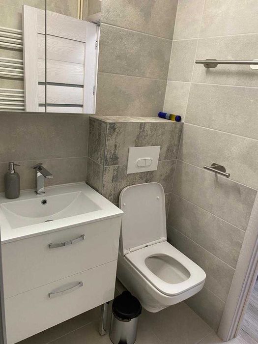 2 camere Tomis 1 Flamanda