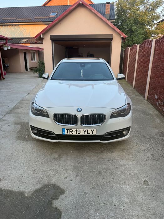 Titlu recomandat: BMW 530d xDrive Luxury 2014 – Head-Up Display, Trapă, 4 Zone, Hayon Electric