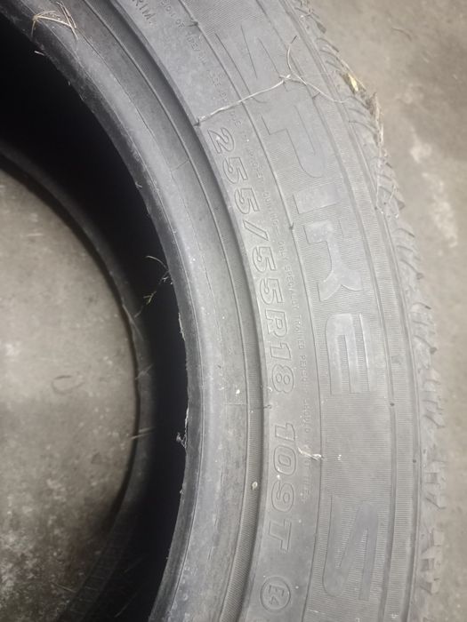 Продам резину Maxxis