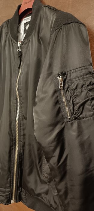 САМО ДНЕС, КРАЙНА ЦЕНА! Stussy Waxed Bomber Flight Jacket Black