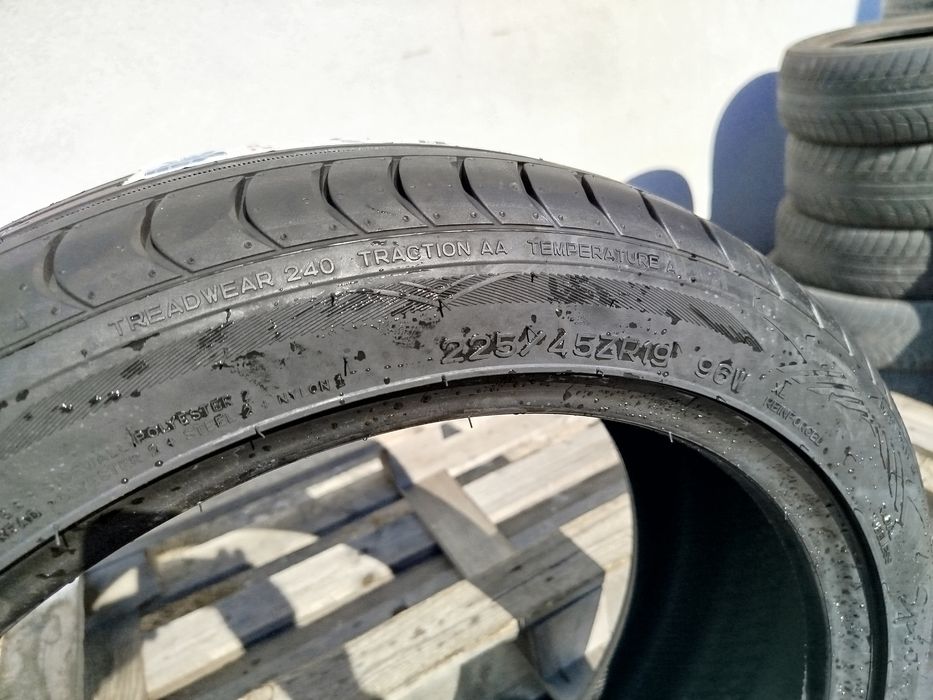 225/45/19 Нанканг ДОТ 2021 г - САМО 1 брой - Чисто Нова