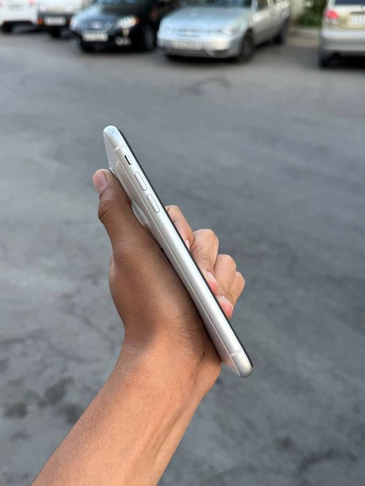 iphone 11 128gb 75% holati ideal
