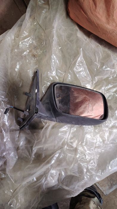 Продам от Приоры 2 зеркола