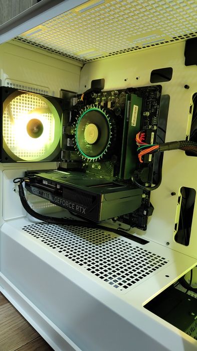 Pc gaming nou Rtx 5060/Core i5 12400F/16gb ram Gta V Fortnite Cs 2