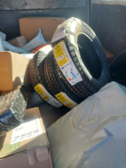 Elevator foarfeca pneumatic