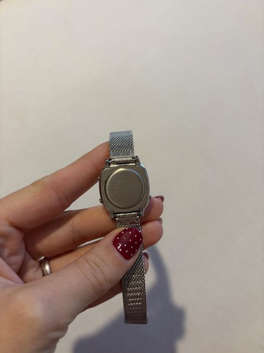 Дамски часовник casio