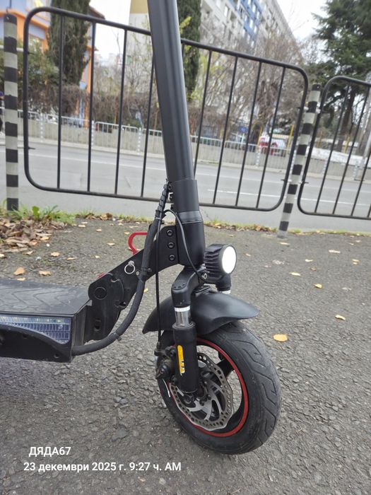 Тротинетка IScooter pro9
Максимална скорост: 30 км/ч.
Пробег: 35-40