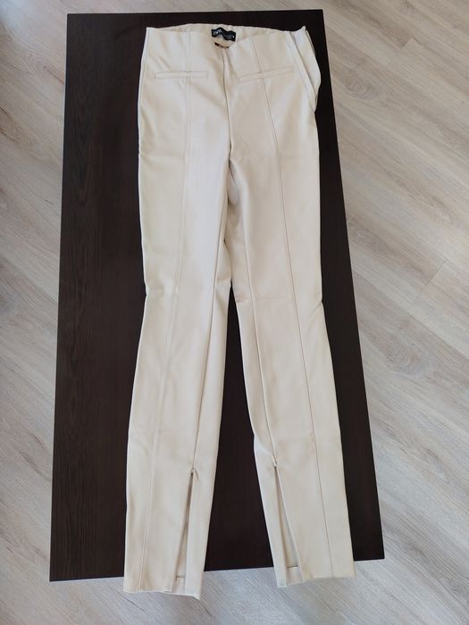 Кожен панталон ZARA