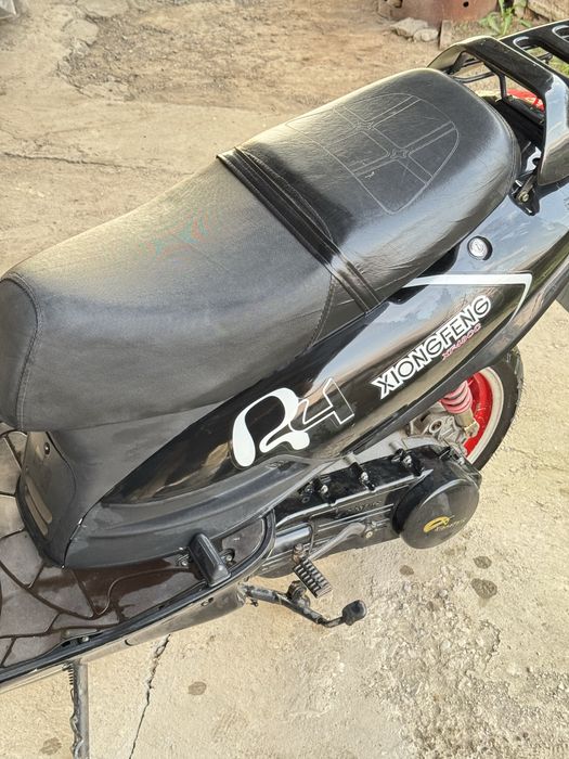 Мопед Aprilia, скутер