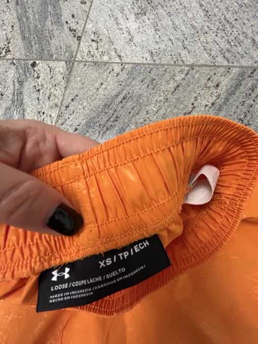 Pantaloni scurti baieti underarmour