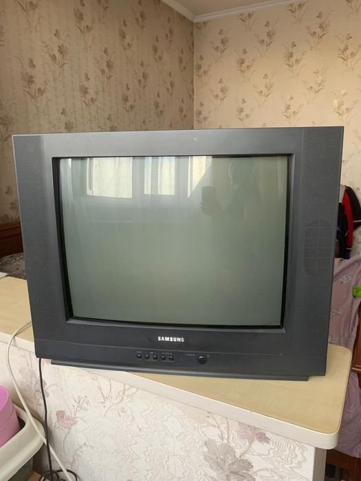 Телевизор Самсунг продам