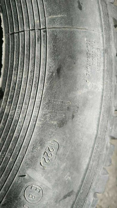 Шины всесезонные 235/75 R15 Пилигрим