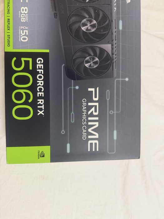Placa video asus GEFORCE RTX 5060