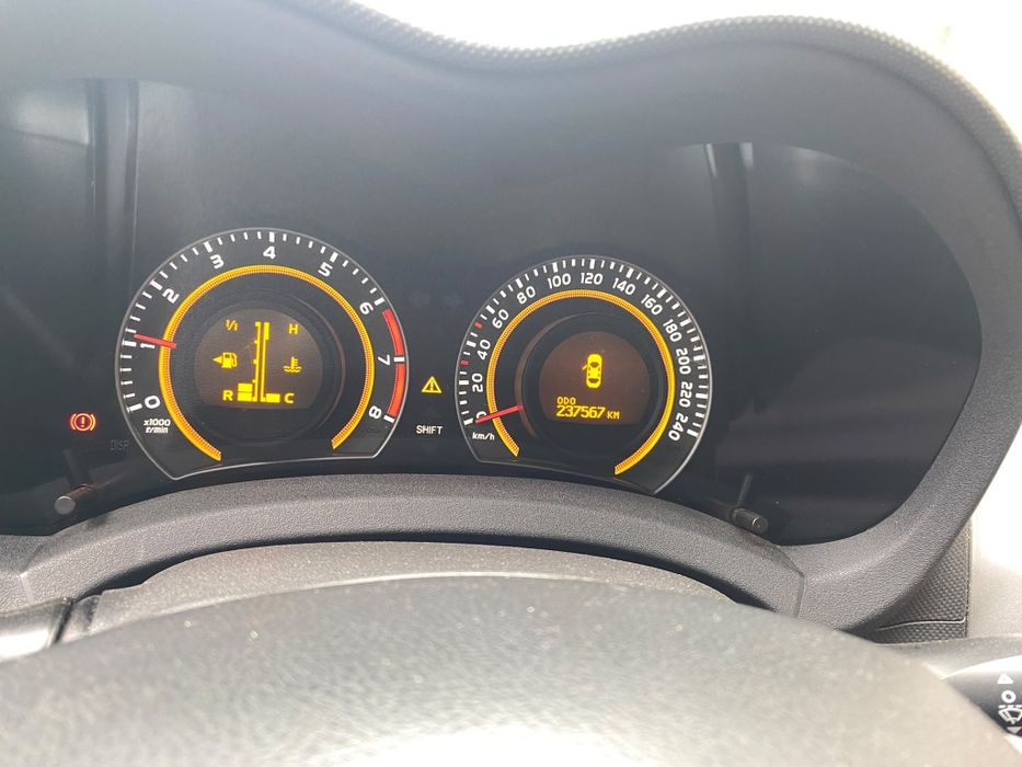 TOYOTA Auris 2012 — imagine 2