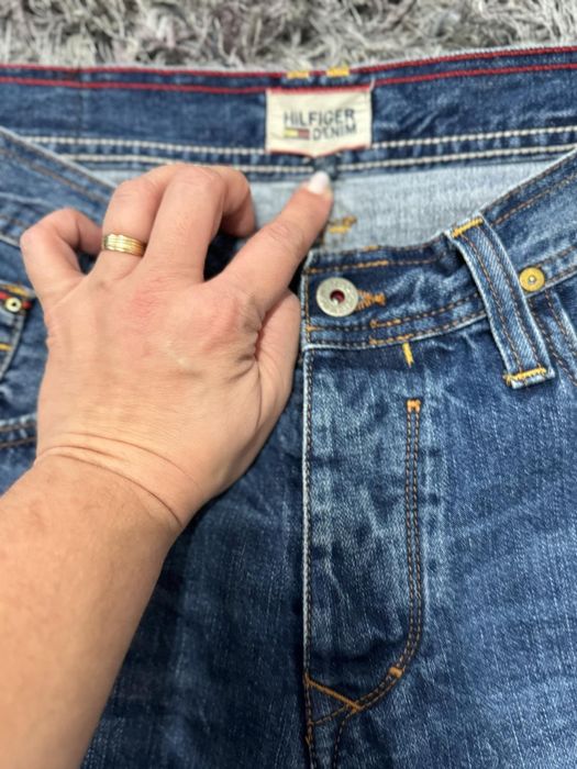 Blugi Tommy Hilfiger