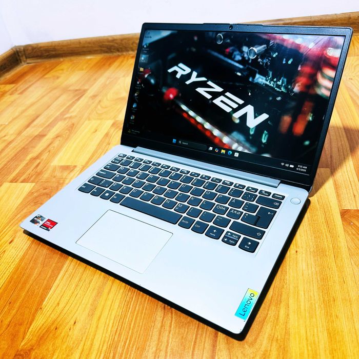 Laptop Lenovo IdeaPad AMD Ryzen 3, Video dedicat, Full HD, UltraSlim, SSD, Gaming Livrare GRATUITA
