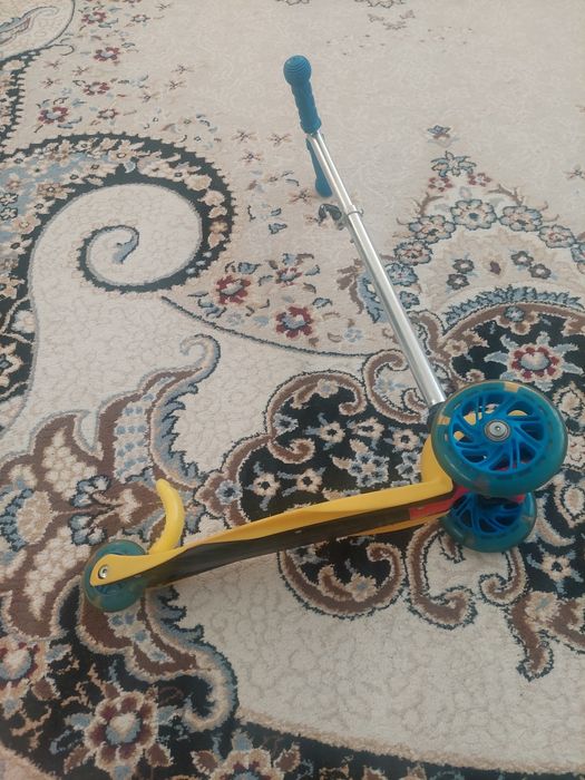 Самокат       детский