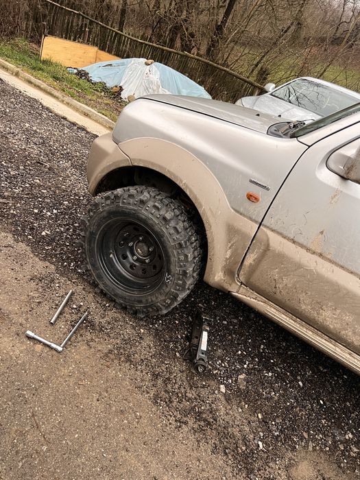 Schimb jante intoarse jimny