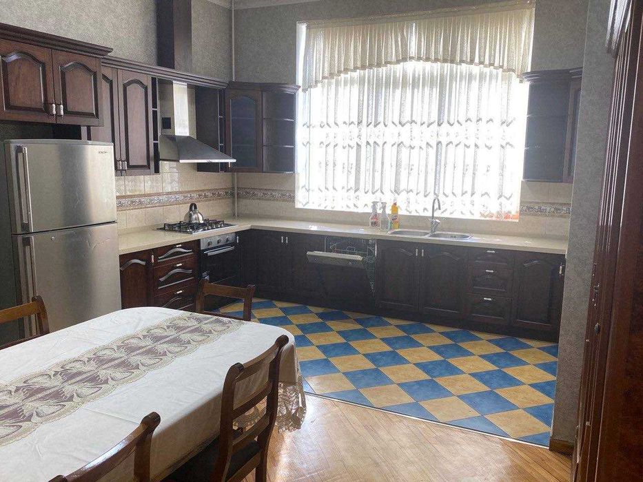 РАКАБОШИ Аренда 4,5 сотки Уровней 3 (380м2)