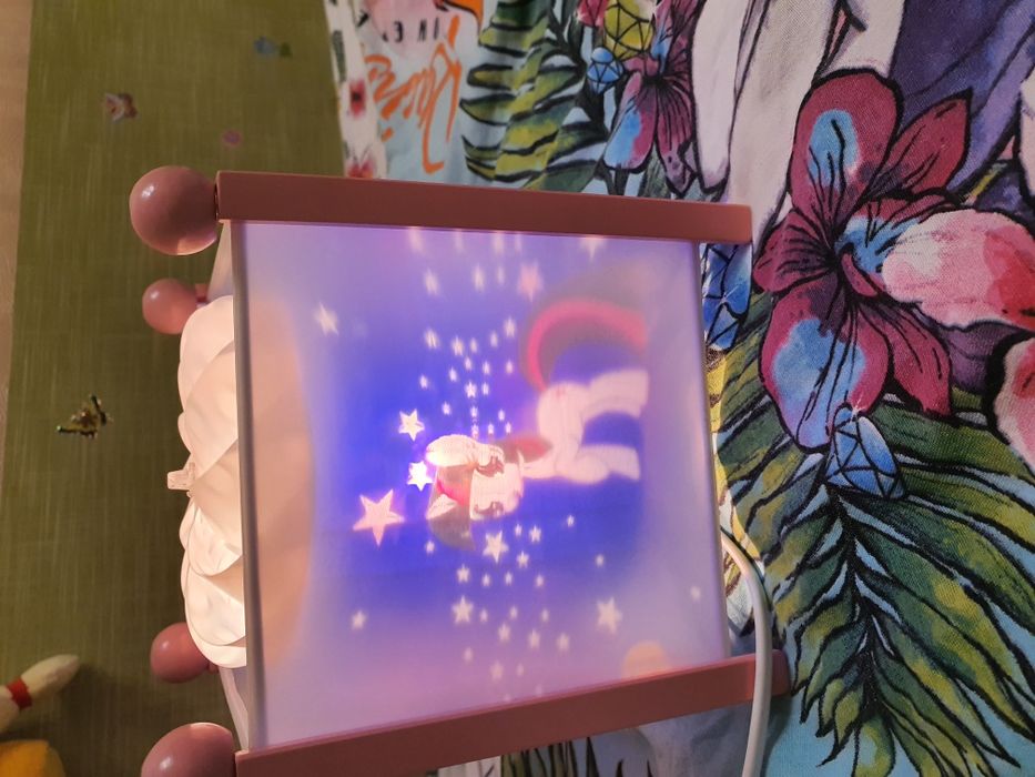 Продам светильник