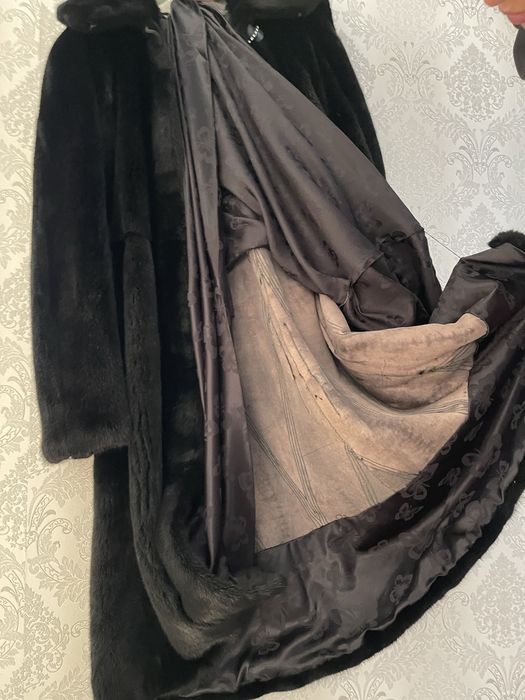 Продам норковую шубу!