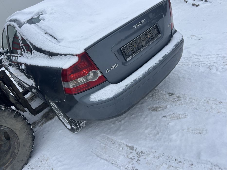 Bara fata! Capota motor faruri volvo s40 bara spate fab 2006