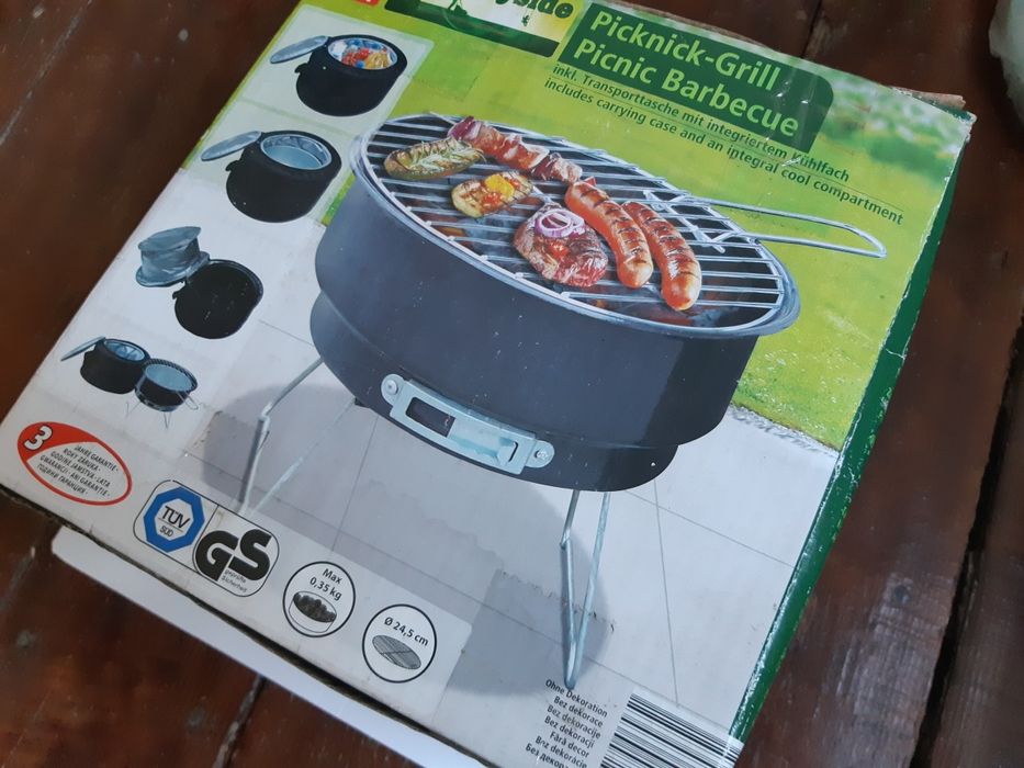 Set grill picnic + geantă izotermă. NEFOLOSIT in cutia originala