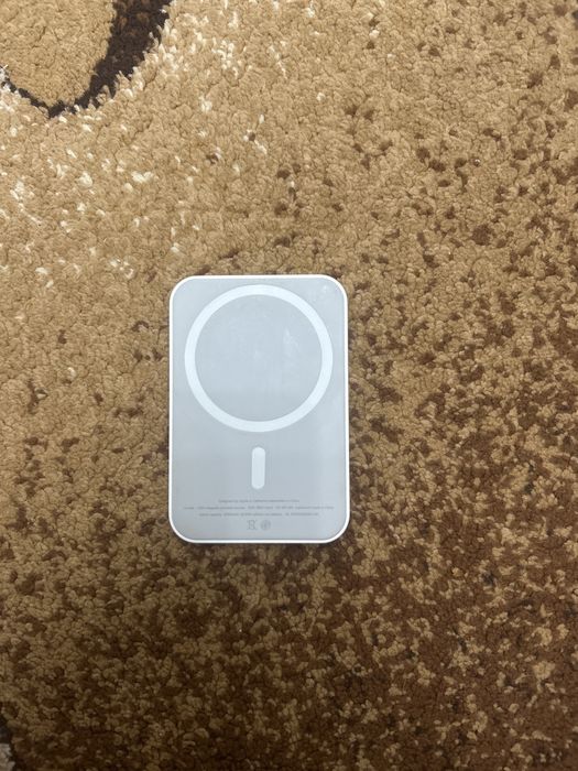 Apple MagSafe powerbank