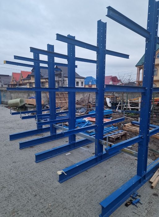 Rafturi metalice cantilever depozitare