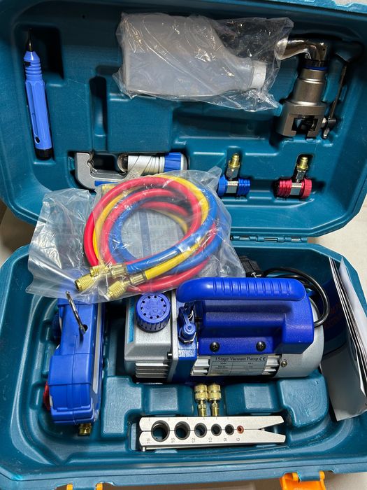 Trusa de instalare pentru aparate de AC FT 8 A