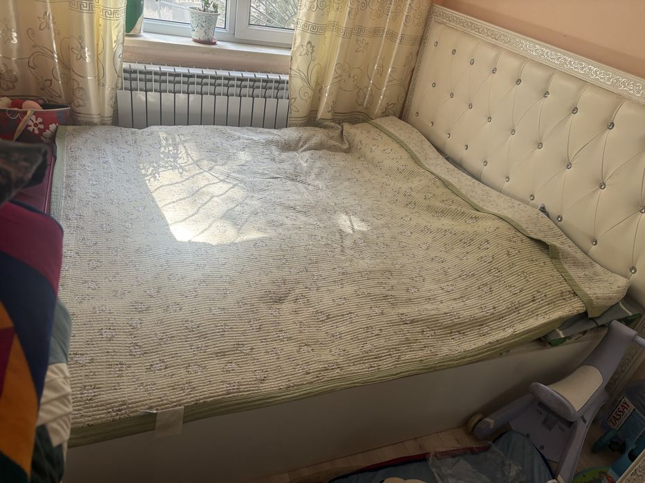 Продается 2ня кровать без матраса