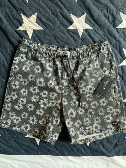 Rvca • Power Of Opposites