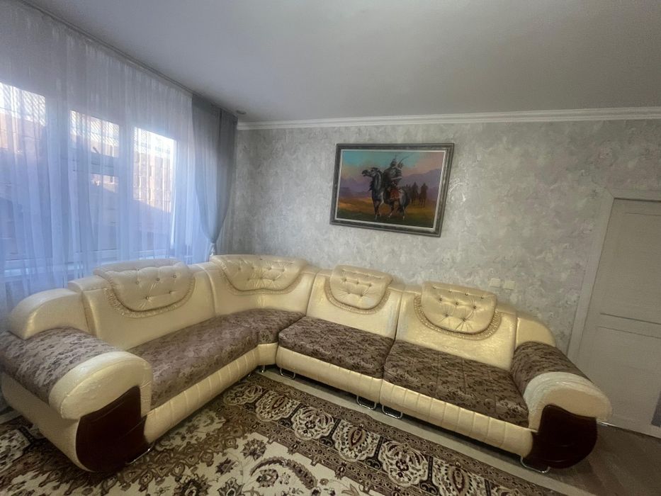 Модульный угловой диван