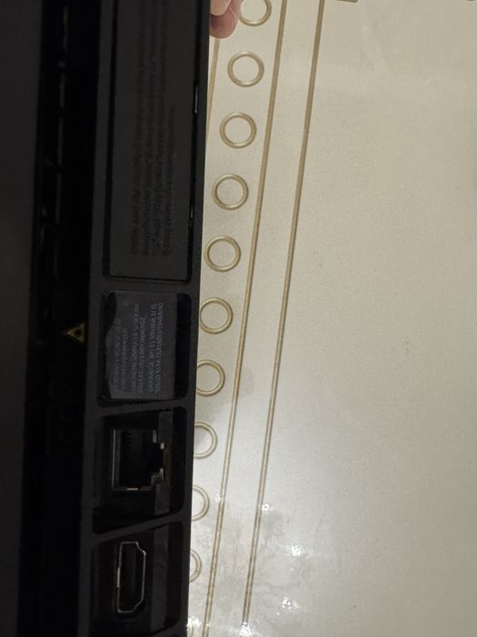 Playstation 4 slim
