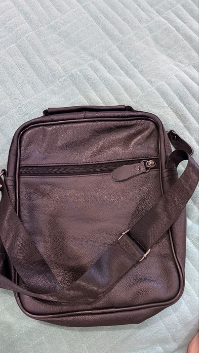 Продам барсетку новую