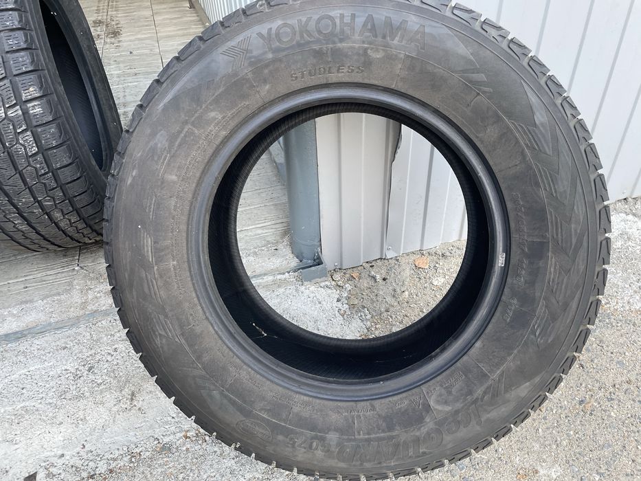 Продам зимние шины Yokohama