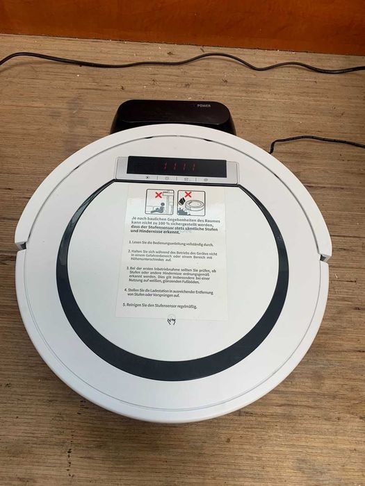 Прахосмукачка робот Medion MD 18600 МОСТРЕНА